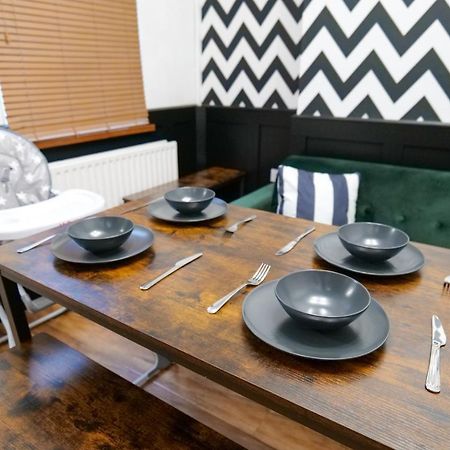 Broadway Belfast! Central Location! Sleeps 6! מראה חיצוני תמונה