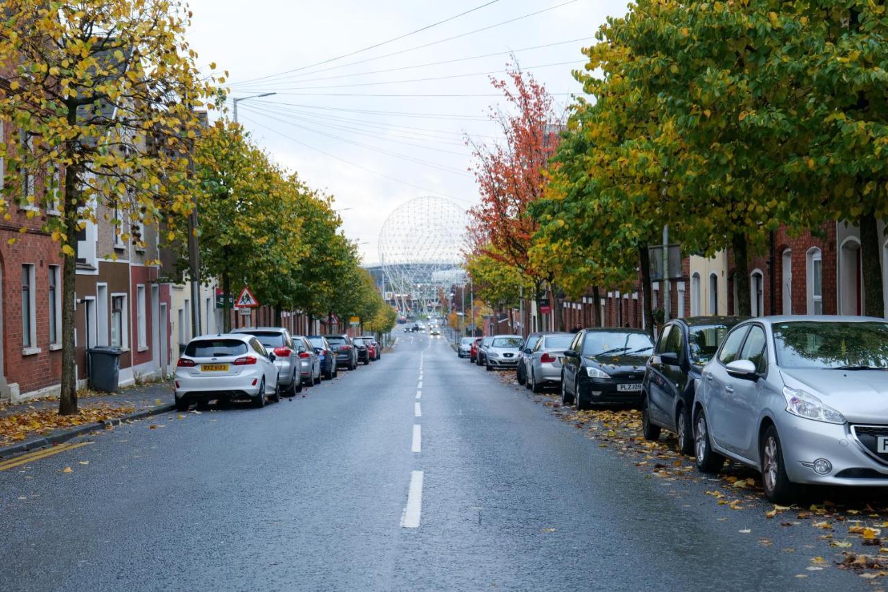Broadway Belfast! Central Location! Sleeps 6! מראה חיצוני תמונה