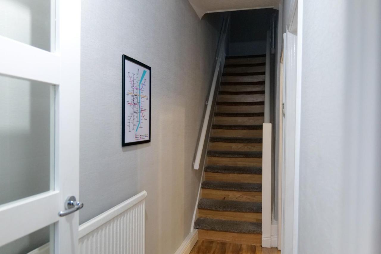 Broadway Belfast! Central Location! Sleeps 6! מראה חיצוני תמונה